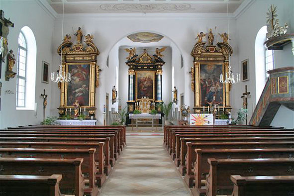 hicker architekten: Sanierung St. Georg, Bachern