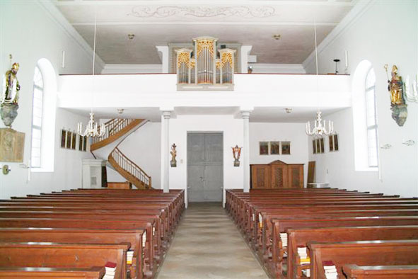 hicker architekten: Sanierung St. Georg, Bachern