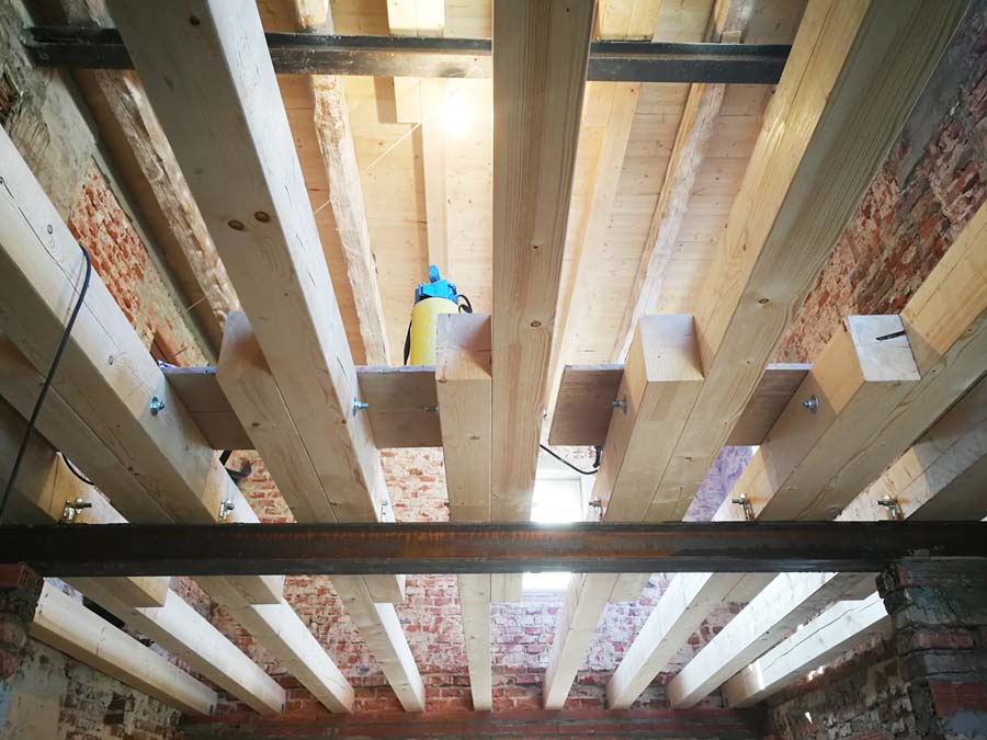 Sanierung Altstadthaus denkmalgeschützt Baujahr ca. 1910 in Friedberg