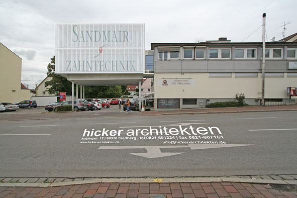 hicker friedberg gewerbebau anbau zahntechnik sandmair visualisierung