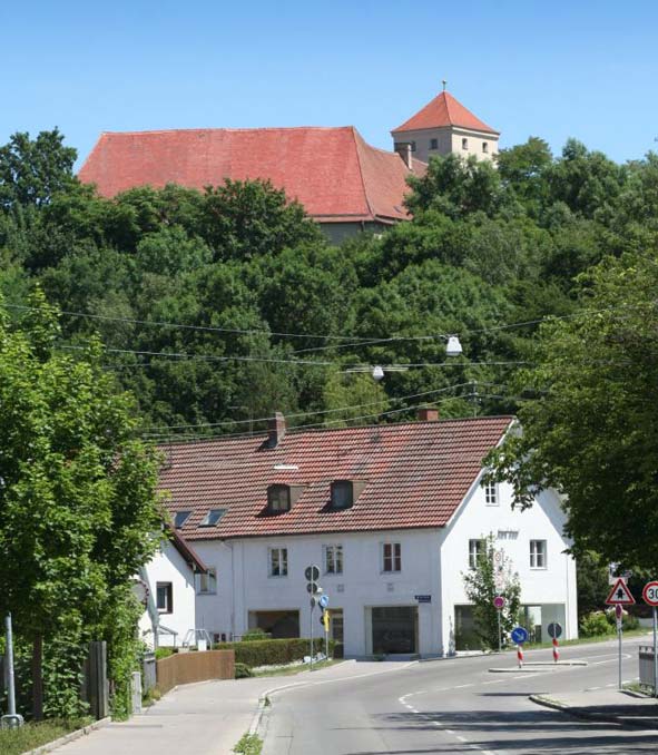 hicker friedberg gewerbebau Städtebau Friedberg Auto Auer Areal -> Wohnen am Schlosspark
