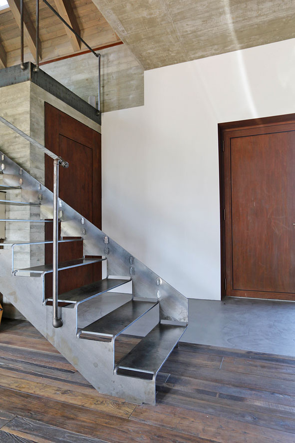 Haus U Derching - Lofthouse mit authentischen Materialien