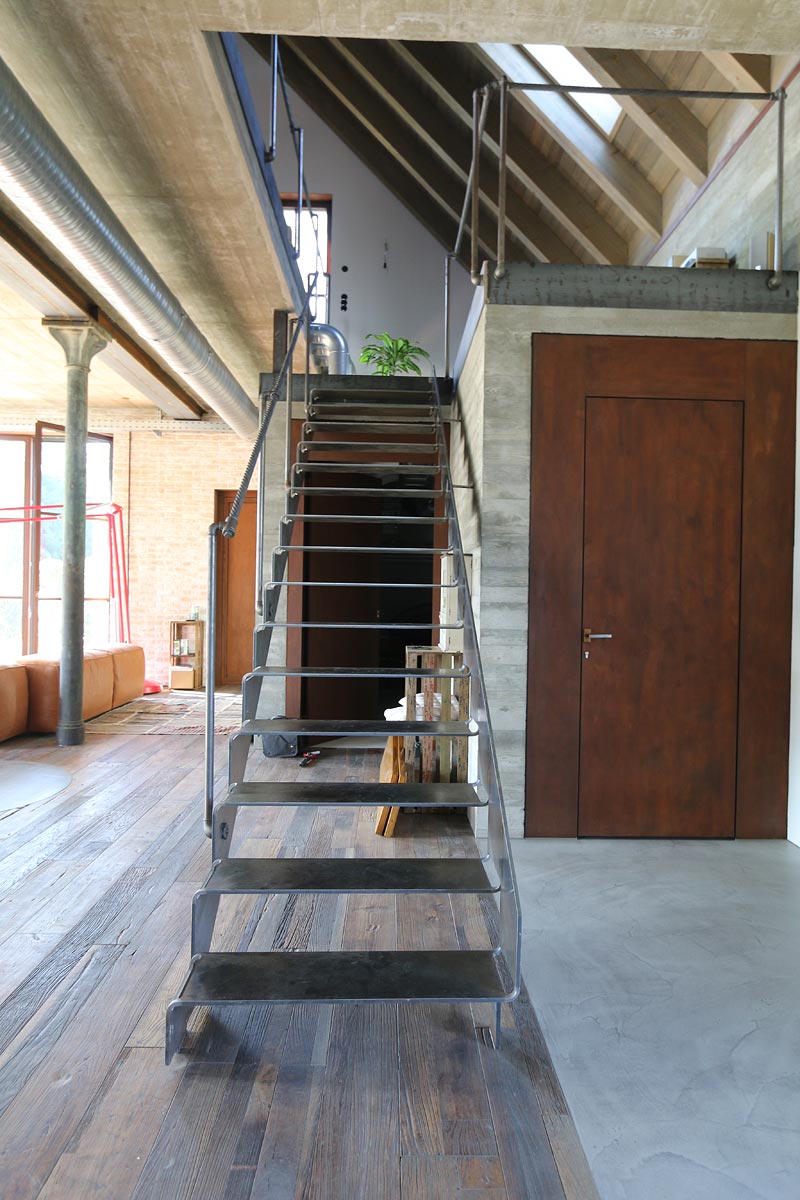 Haus U Derching - Lofthouse mit authentischen Materialien