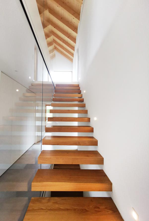 Hicker Architekten Neubau 2021 in Ottmaring nach Fertigstellung