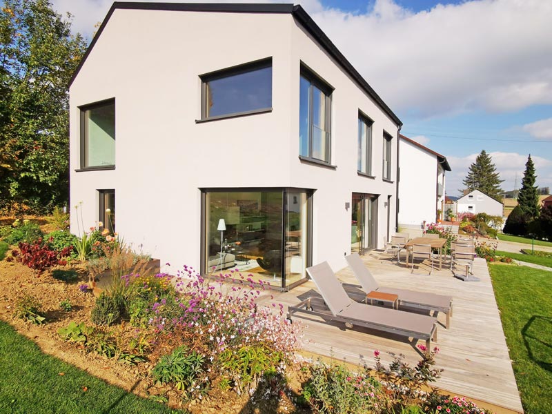 Hicker Architekten Neubau 2021 in Ottmaring nach Fertigstellung