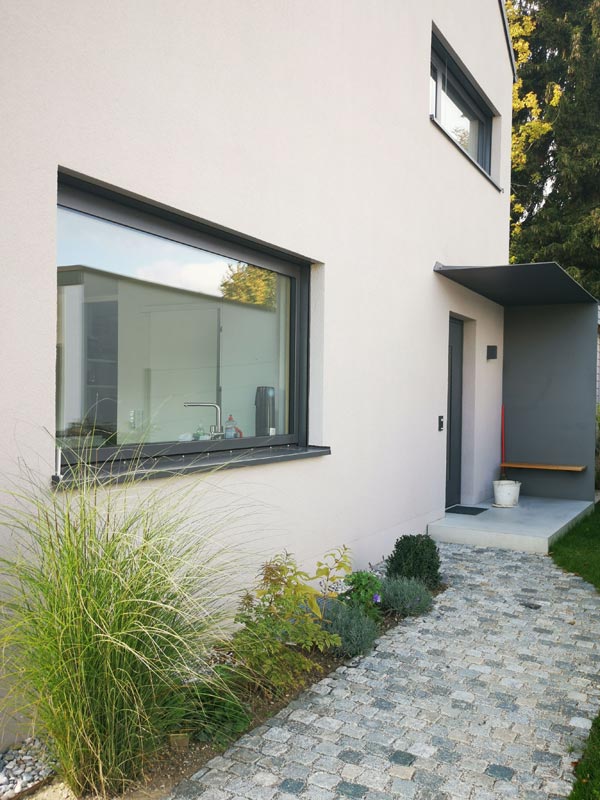 Hicker Architekten Neubau 2021 in Ottmaring nach Fertigstellung