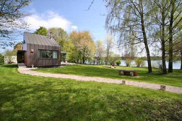 hicker architekten friedberg : hausbau / Exklusives Wochenendhaus am Friedberger Baggersee