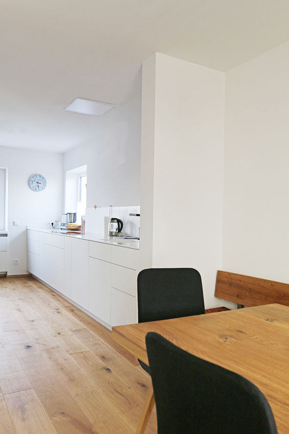 Umbau einer Doppelhaushälfte von 1992 in Friedberg / hicker architekten